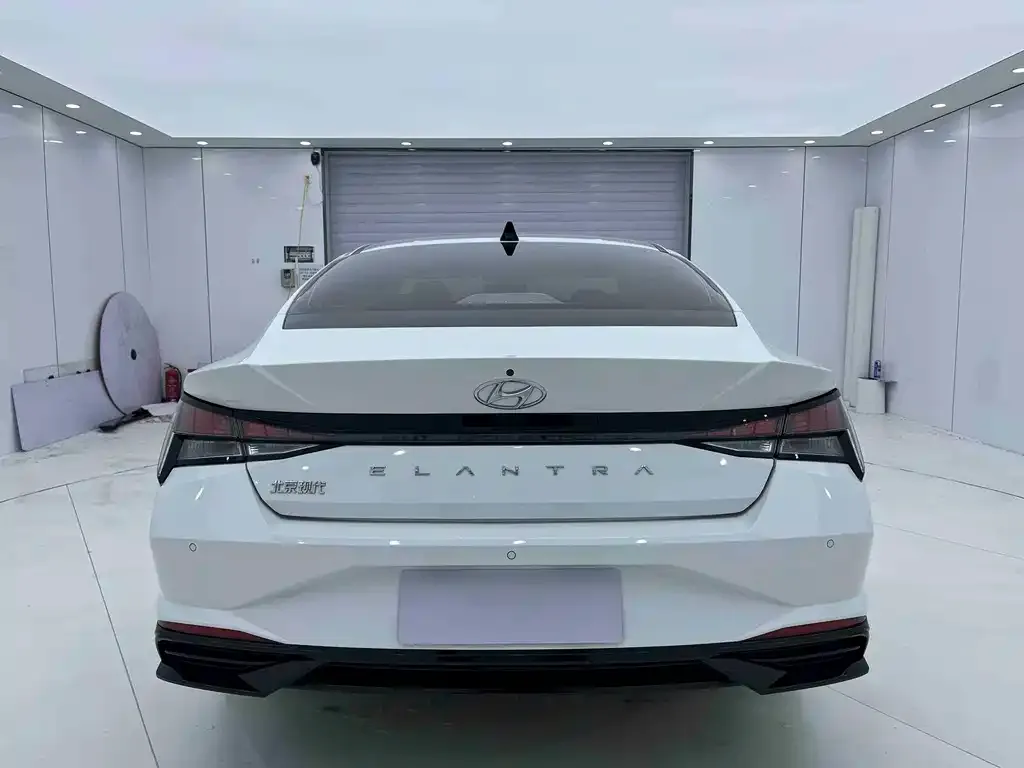 Hyundai Elantra 2022 из CN, фото 10