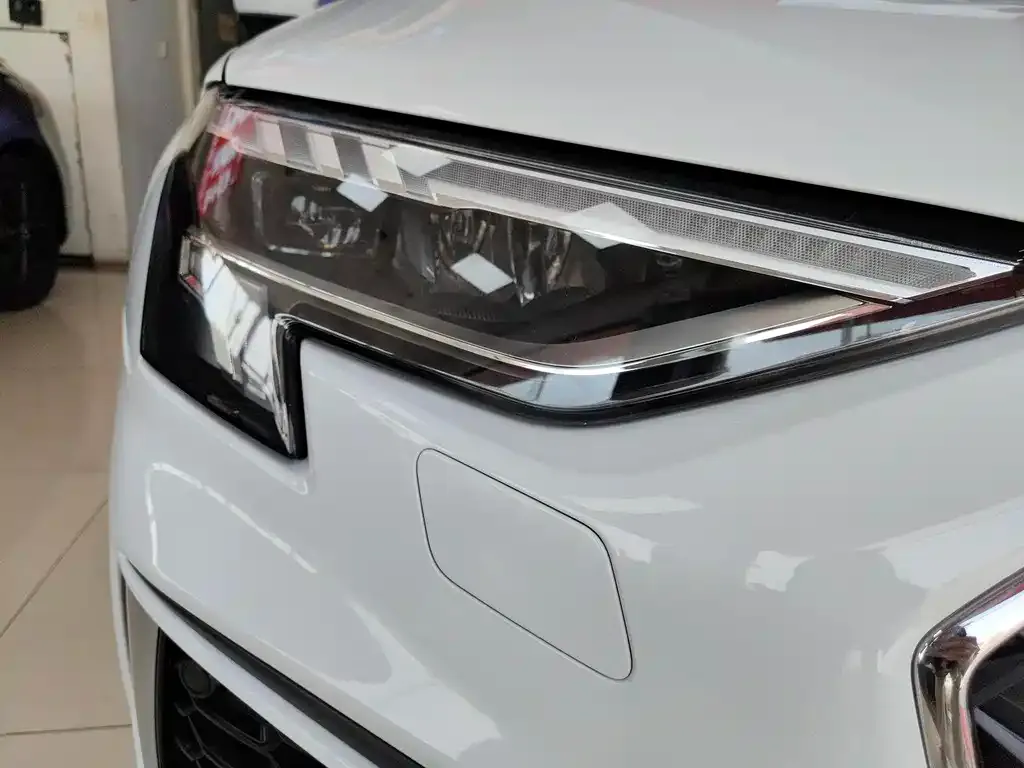 Audi A3 2023 из CN, фото 5