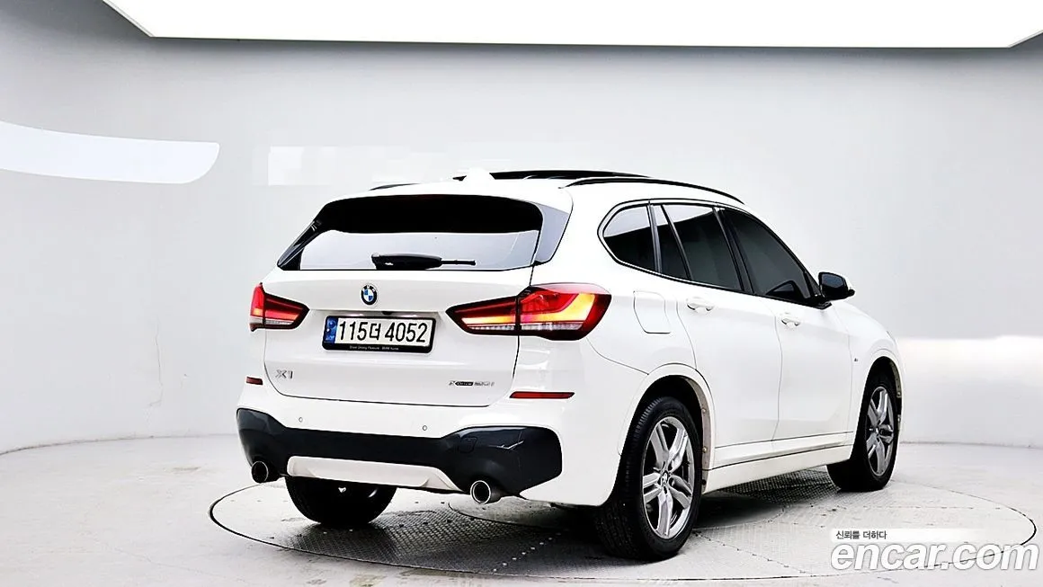 BMW X1 — фото 5