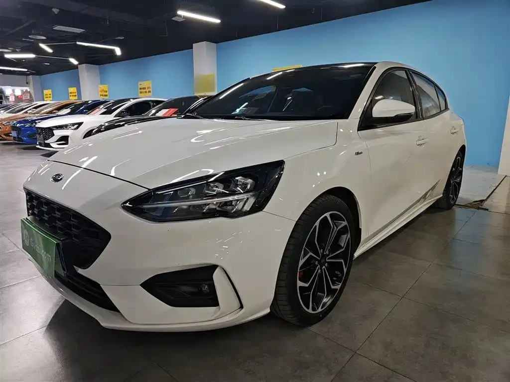 Ford Focus 2021 из CN, фото 10