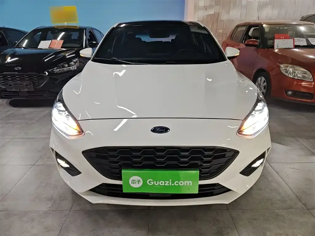 Ford Focus 2021 из CN, фото 4