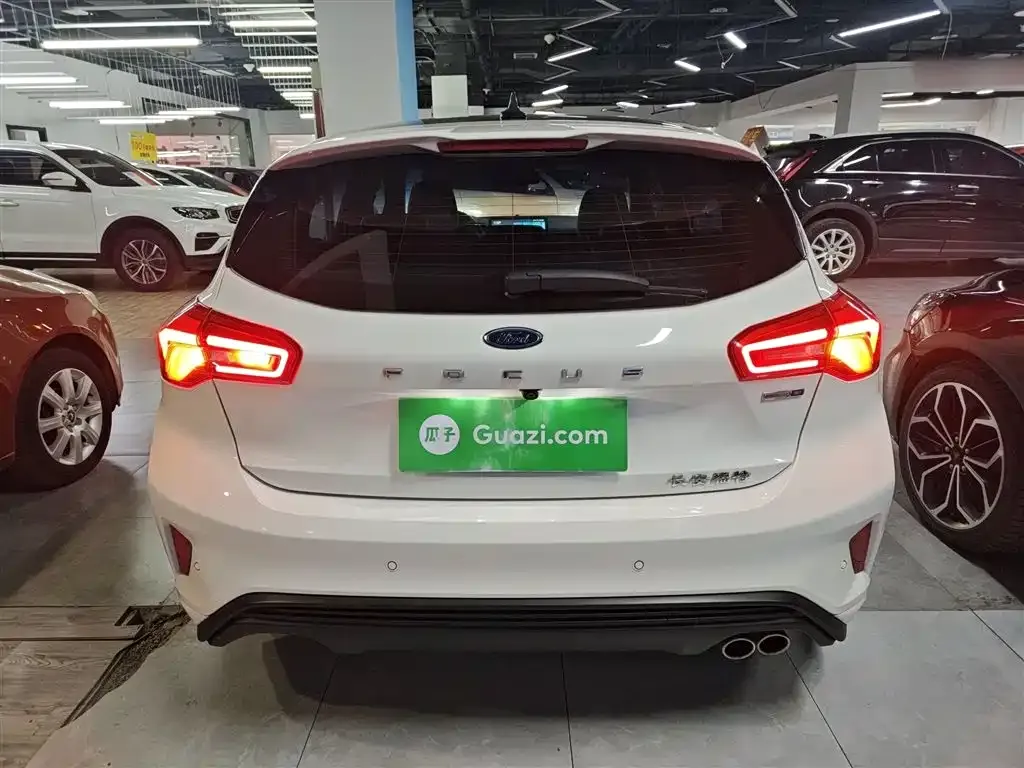 Ford Focus 2021 из CN, фото 9