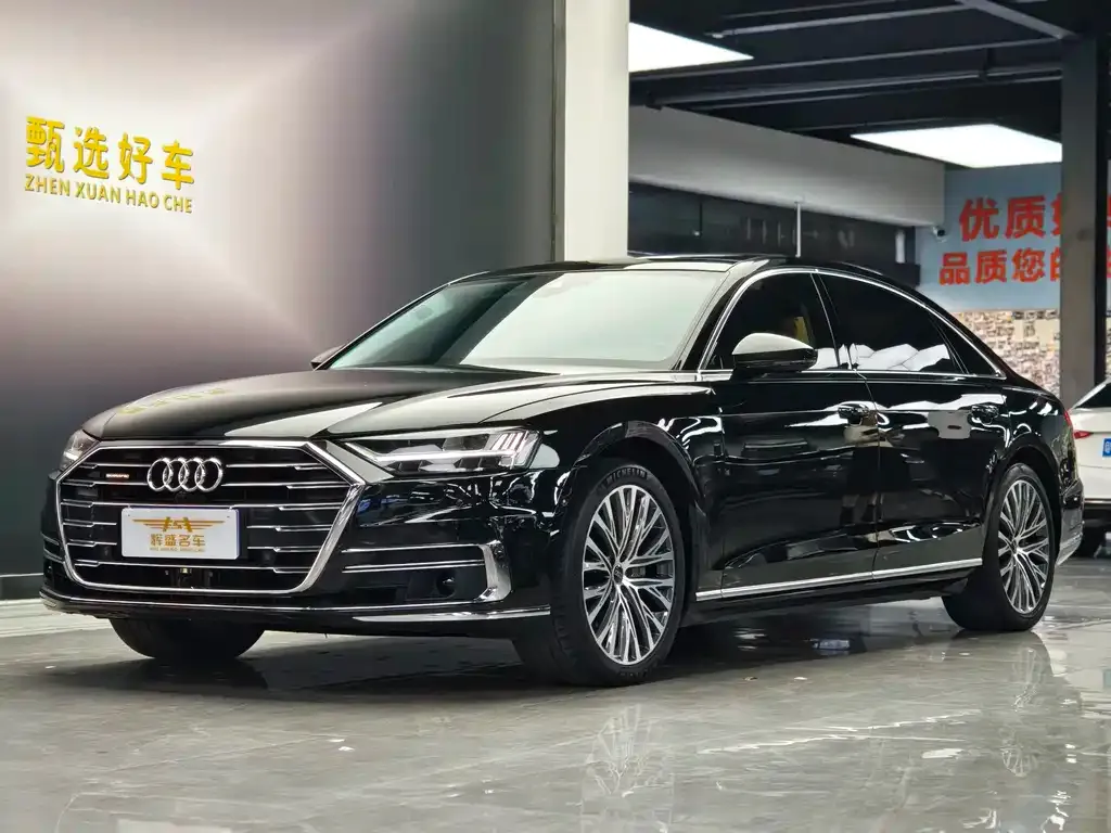 Audi A8 2022 из CN, фото 8