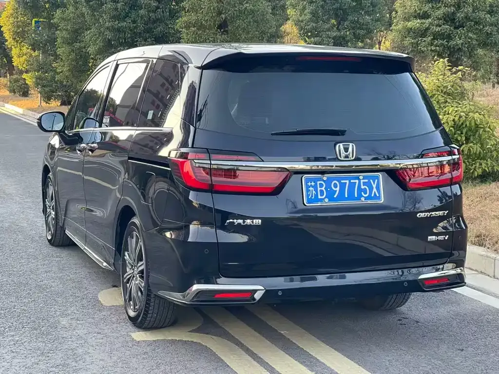 Honda Odyssey — фото 3