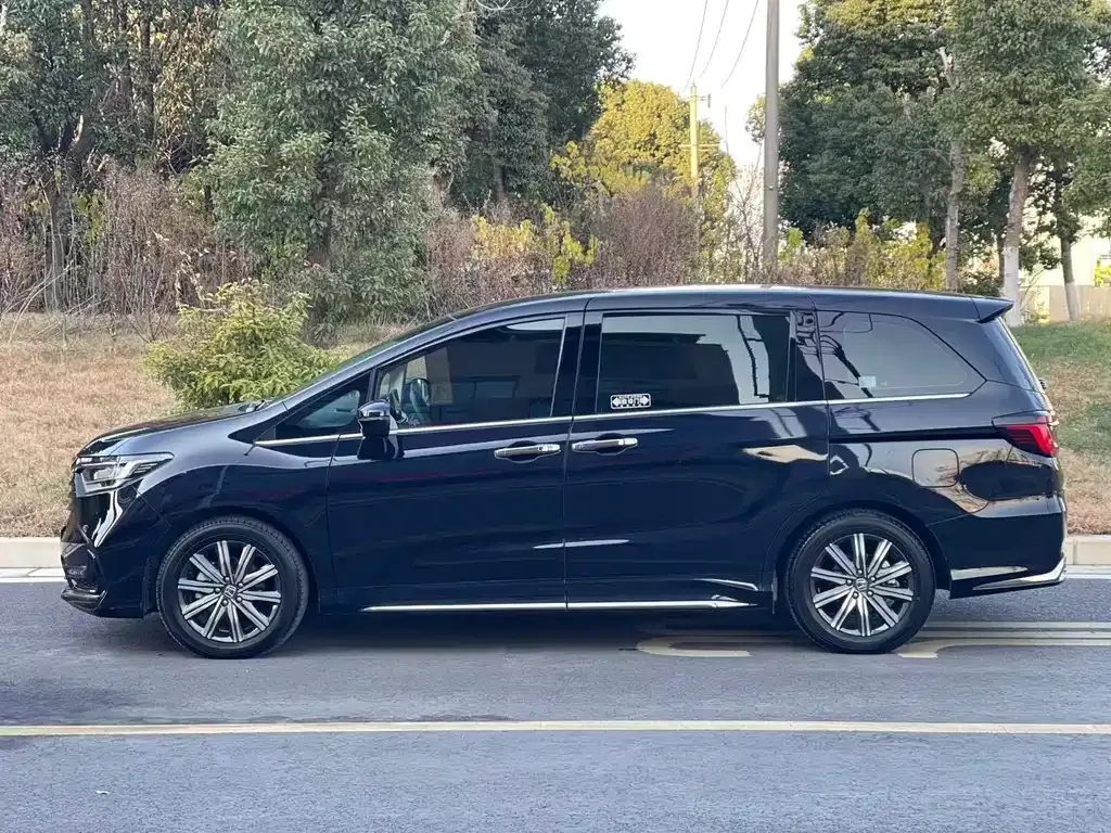 Honda Odyssey — фото 4