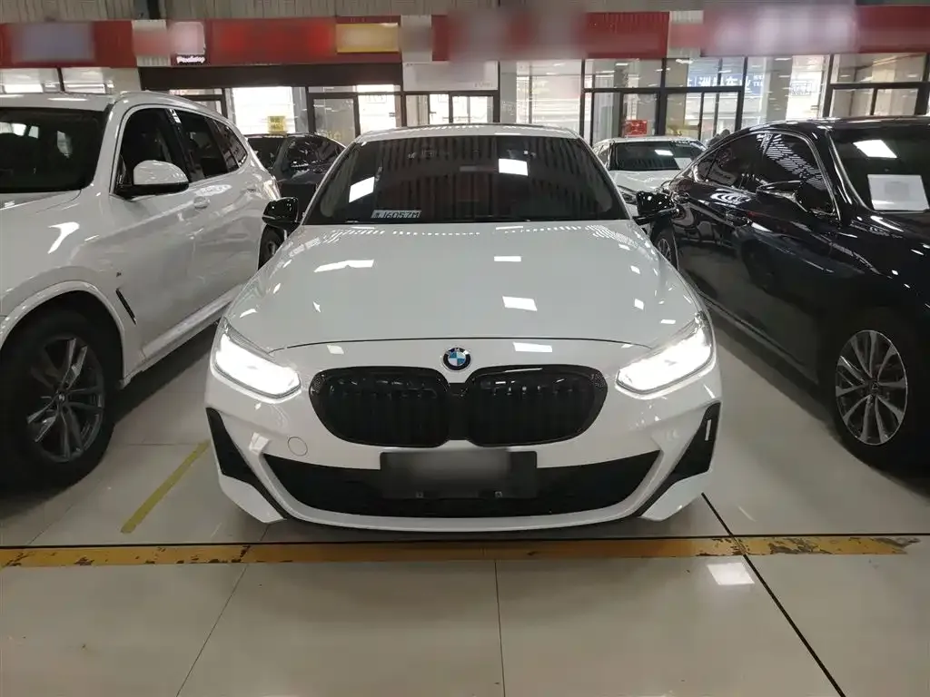 BMW 1 Series 2022 из CN, фото 10
