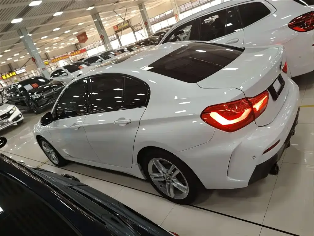 BMW 1 Series 2022 из CN, фото 8