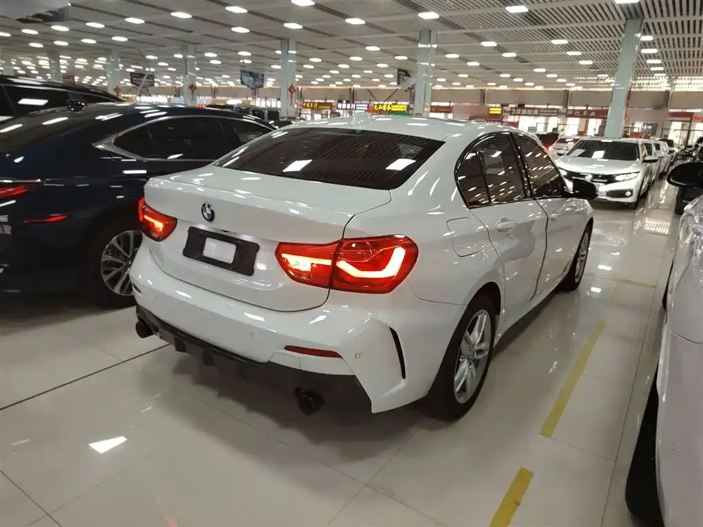 BMW 1 Series 2022 из CN, фото 5