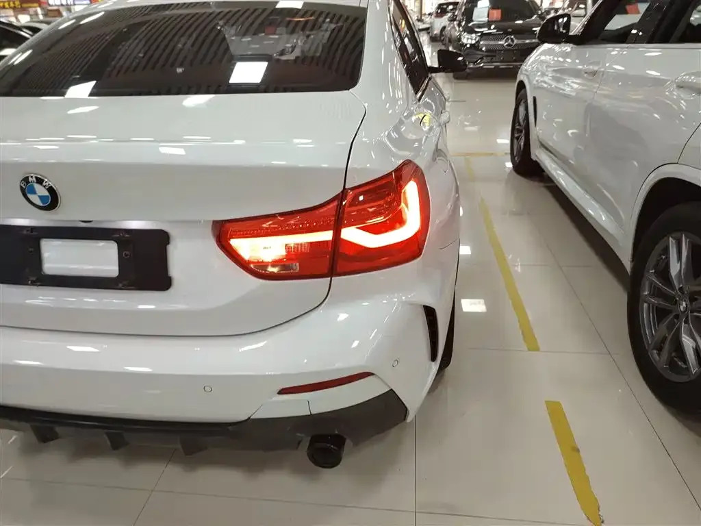 BMW 1 Series 2022 из CN, фото 9