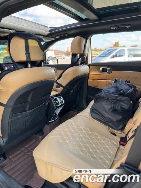 Kia Sorento — фото 7