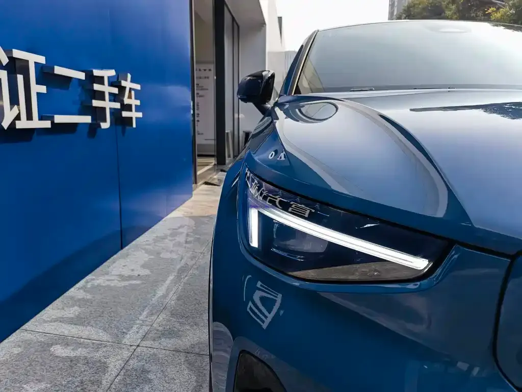 Volvo C40 2023 из CN, фото 8
