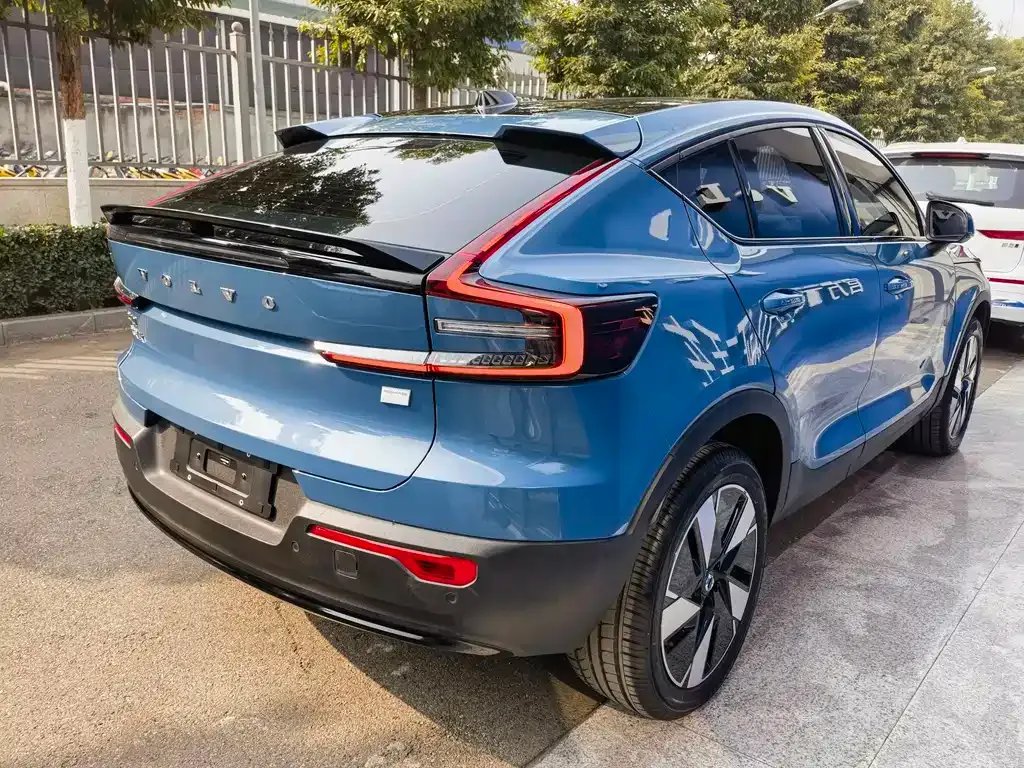 Volvo C40 2023 из CN, фото 9