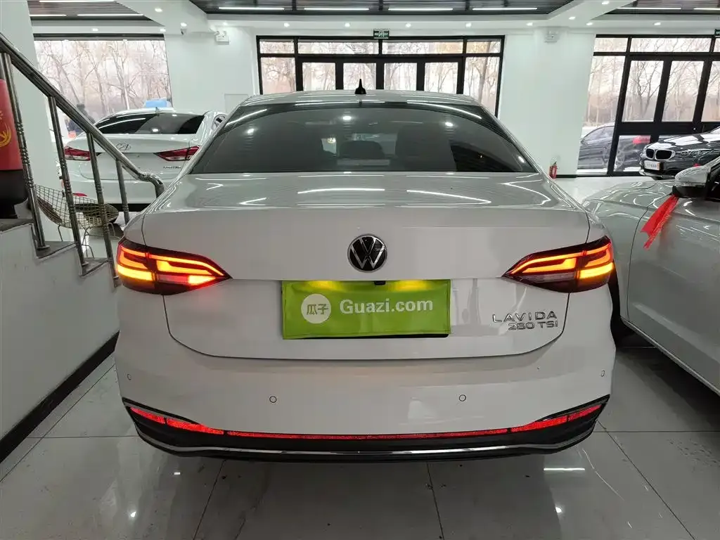Volkswagen Lavida 2022 из CN, фото 3