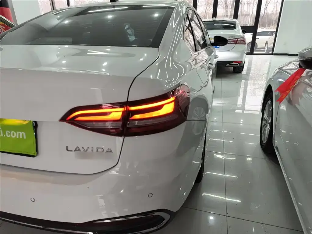 Volkswagen Lavida 2022 из CN, фото 2
