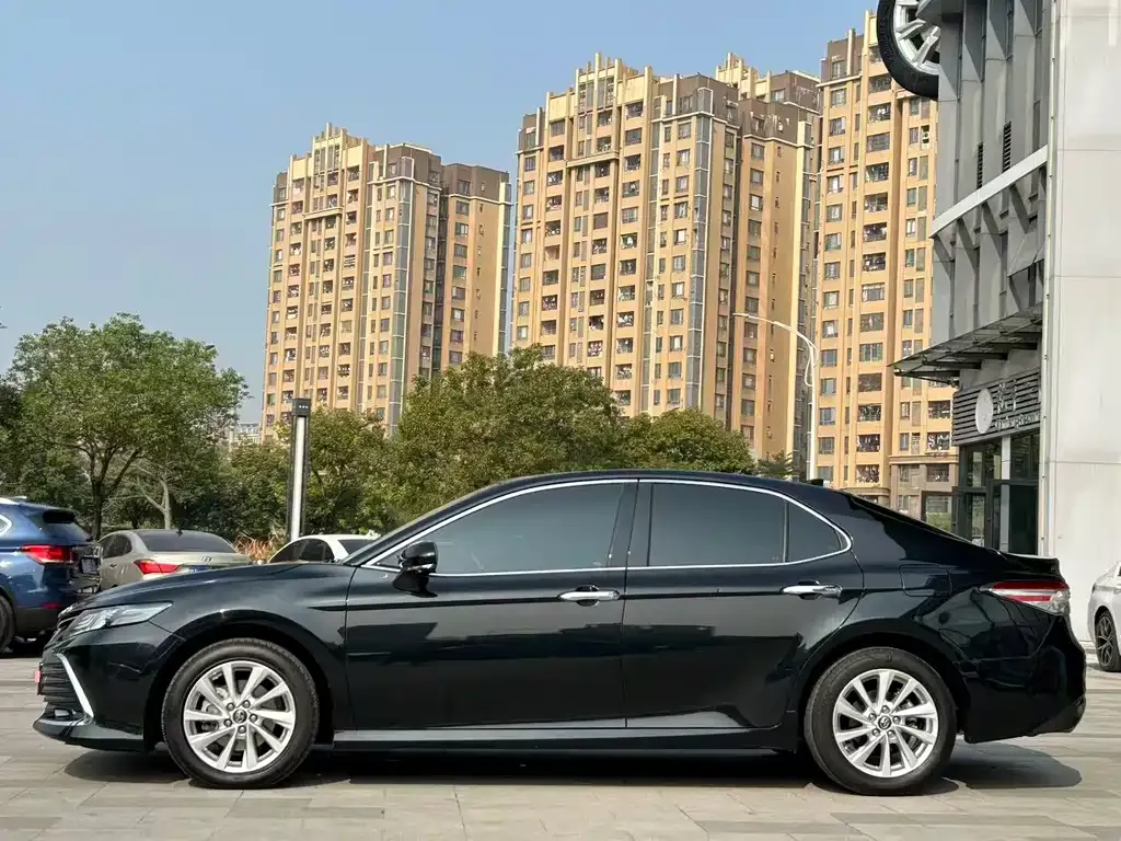 Toyota Camry 2022 из CN, фото 9