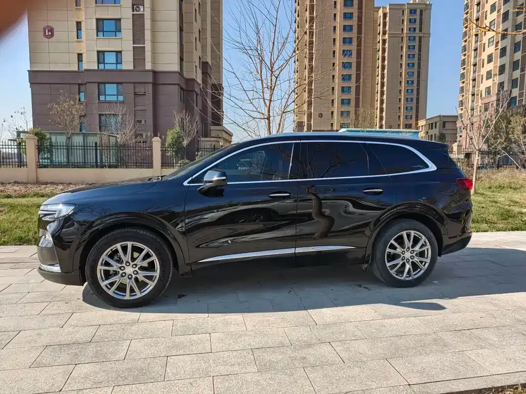 Buick Enclave 2023 из CN, фото 8