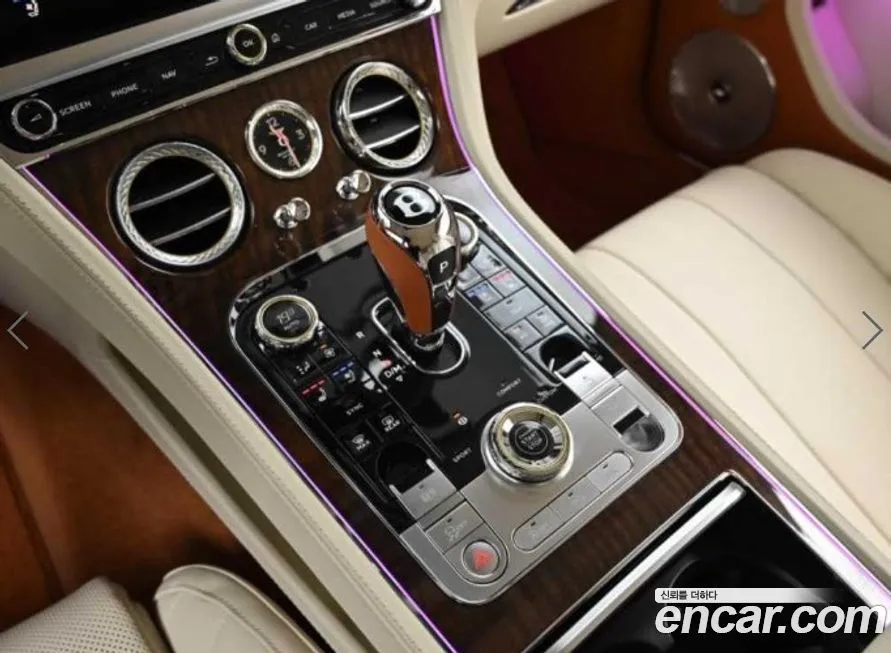 Bentley Continental 2023 из KR, фото 8