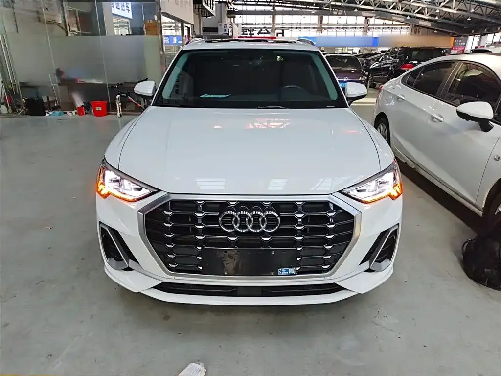 Audi Q3 2022 из CN, фото 3