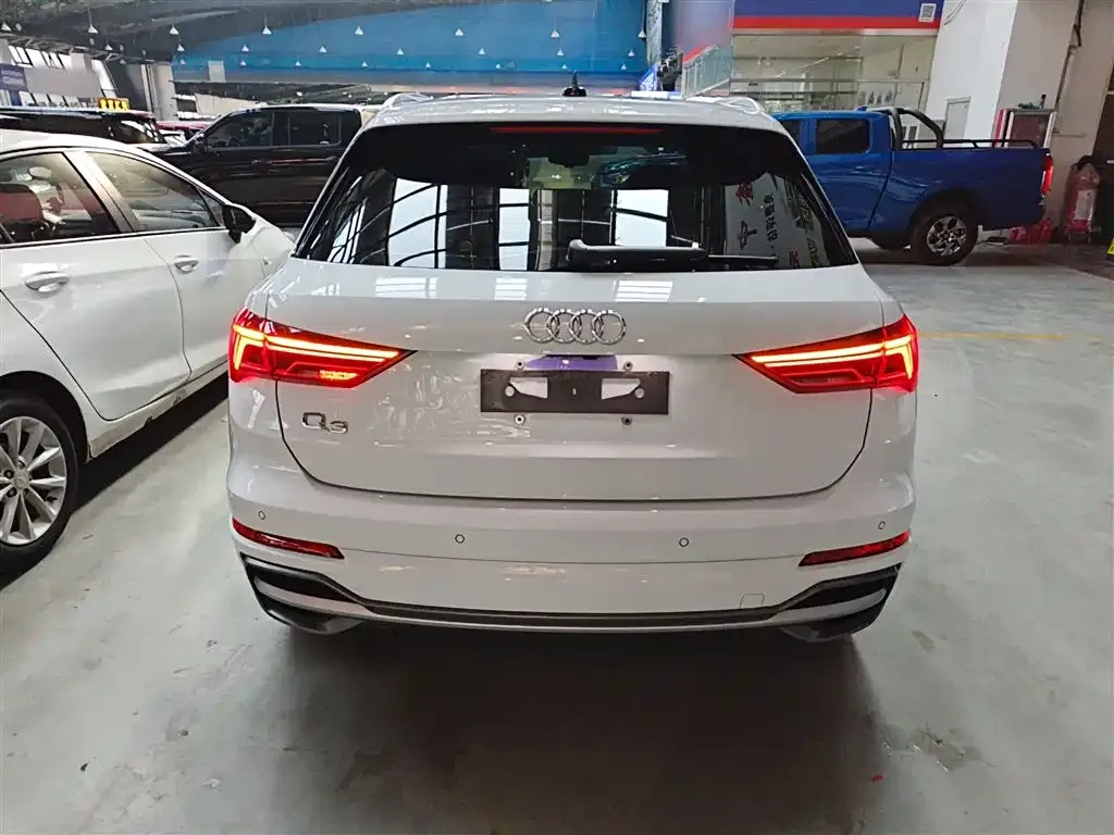 Audi Q3 2022 из CN, фото 5
