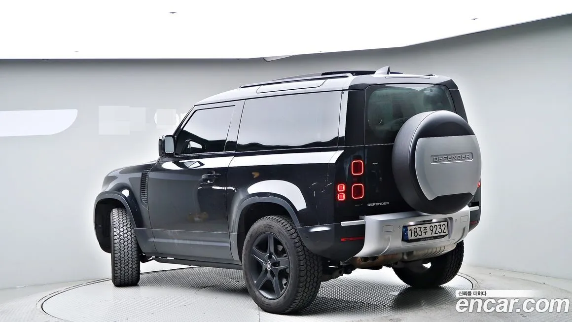 Land Rover Defender 2023 из KR, фото 4