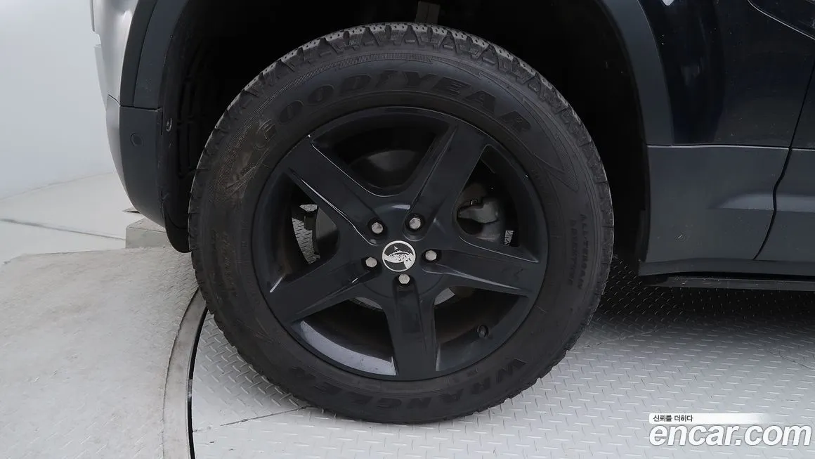 Land Rover Defender 2023 из KR, фото 5