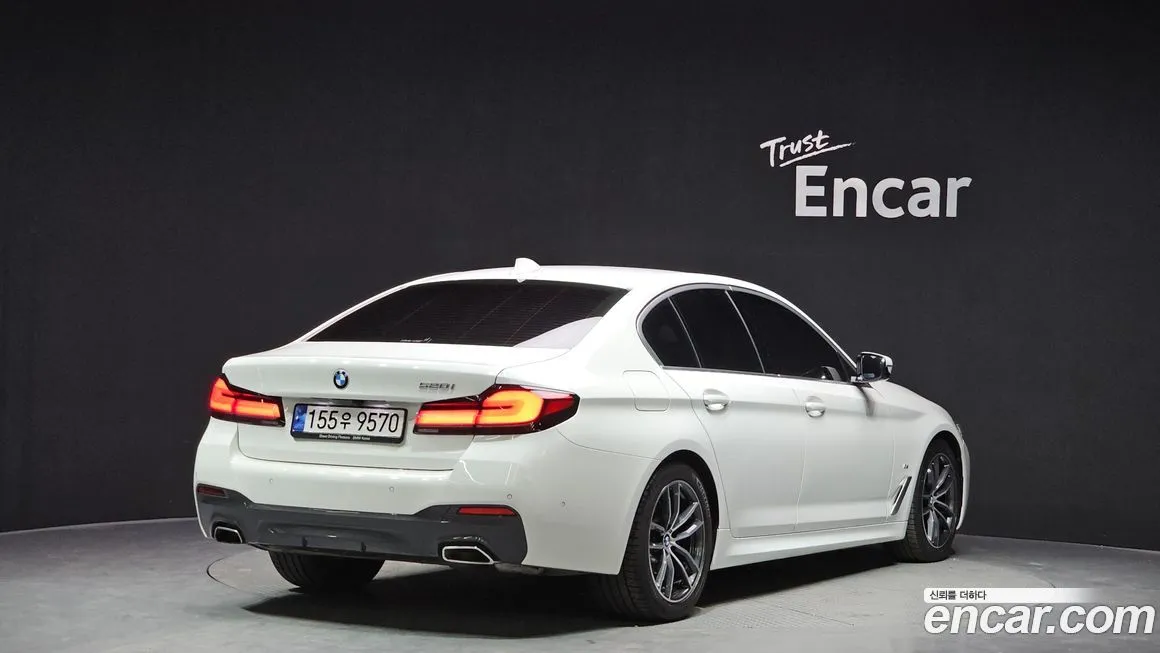 BMW 5-Series 2022 из KR, фото 2
