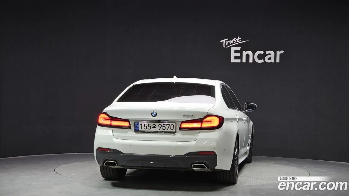 BMW 5-Series 2022 из KR, фото 8