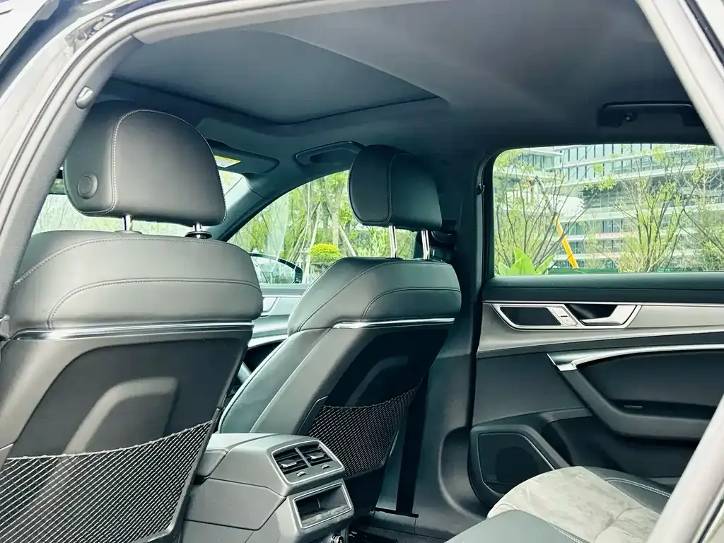 Audi A6L 2025 из CN, фото 7