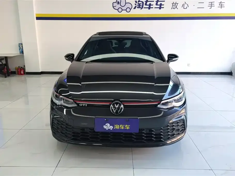 Volkswagen Golf GTI 2023 из CN, фото 2