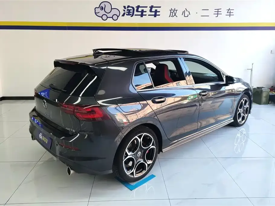 Volkswagen Golf GTI 2023 из CN, фото 4