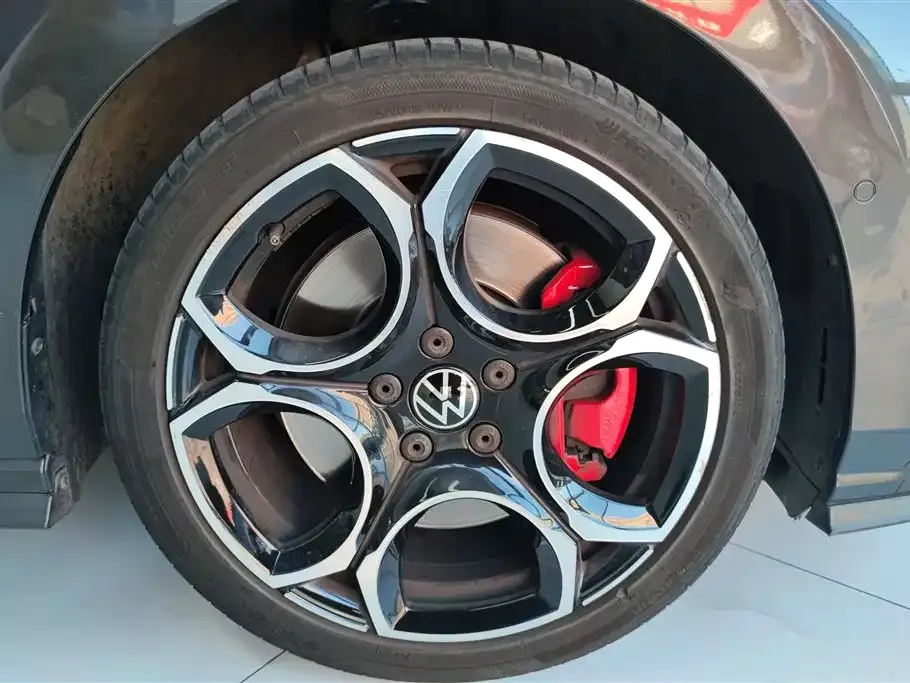 Volkswagen Golf GTI 2023 из CN, фото 8