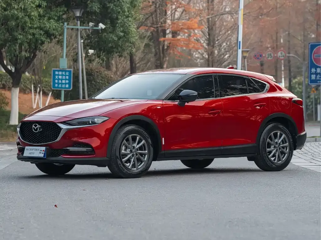 Mazda CX-4 2023 из CN, фото 1