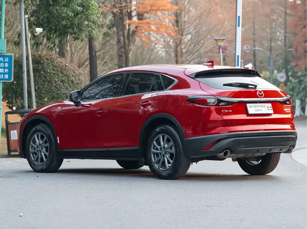 Mazda CX-4 2023 из CN, фото 10