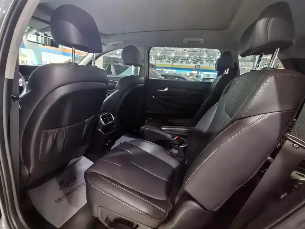 Hyundai Santa Fe 2021 из CN, фото 4
