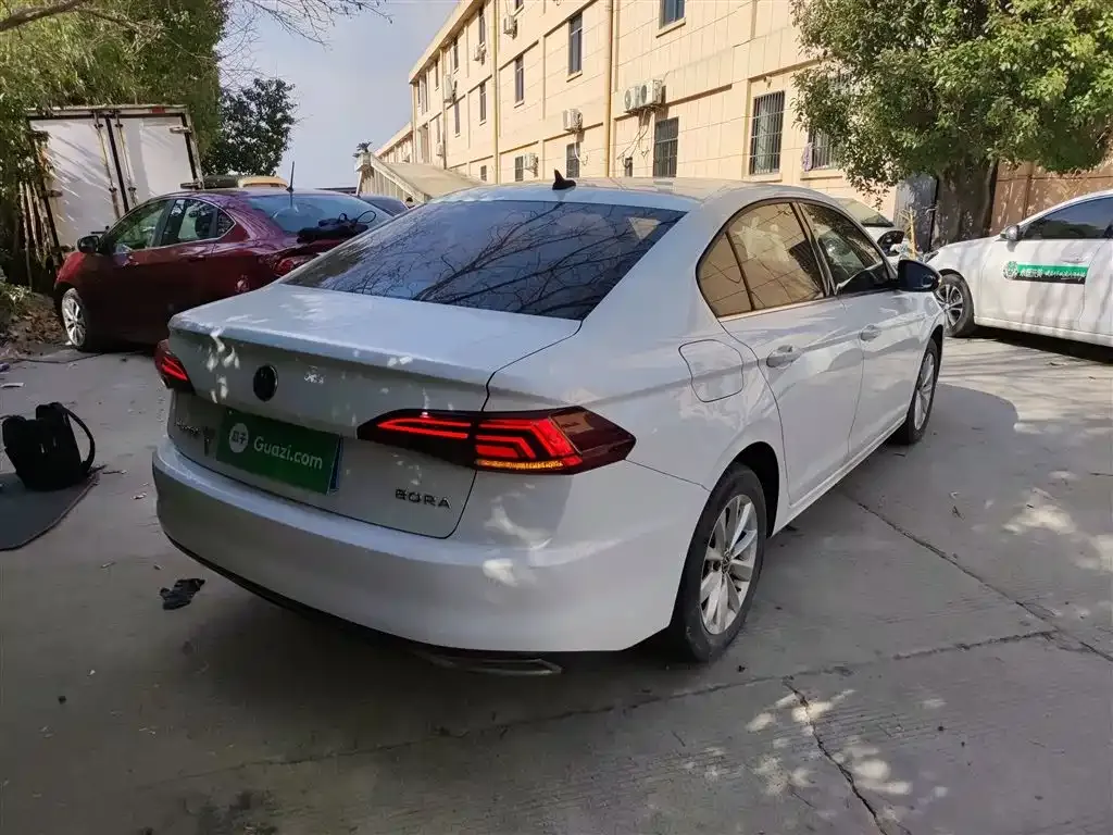 Volkswagen Bora 2021 из CN, фото 9