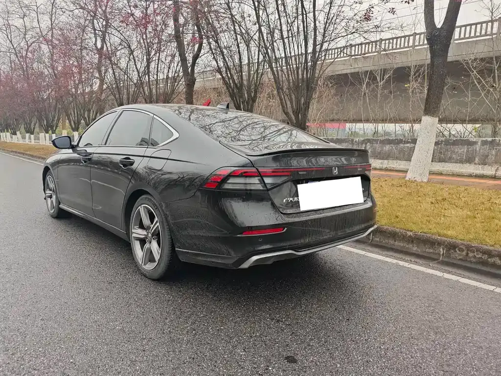 Honda Accord 2024 из CN, фото 10