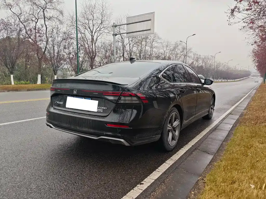 Honda Accord 2024 из CN, фото 6