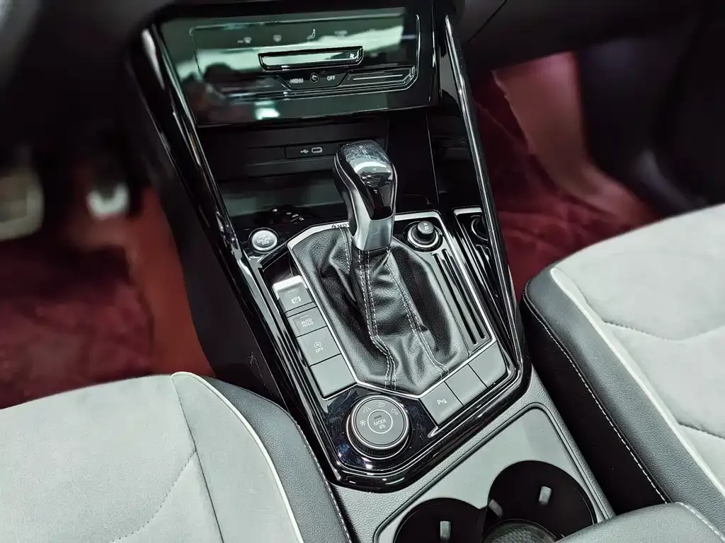Volkswagen Tayron 2021 из CN, фото 9