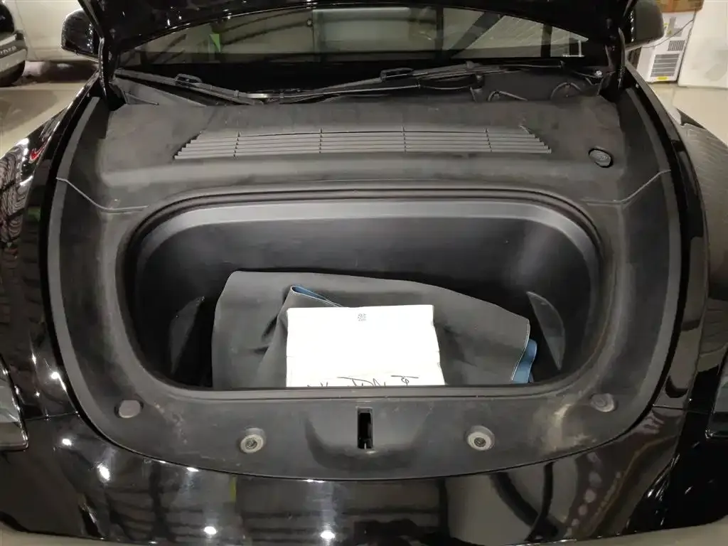 Tesla Model Y 2023 из CN, фото 7