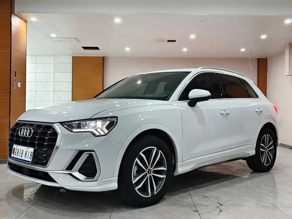 Audi Q3 2021 из CN, фото 1