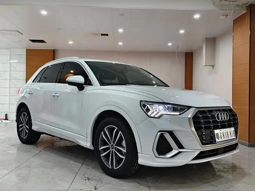 Audi Q3 2021 из CN, фото 8
