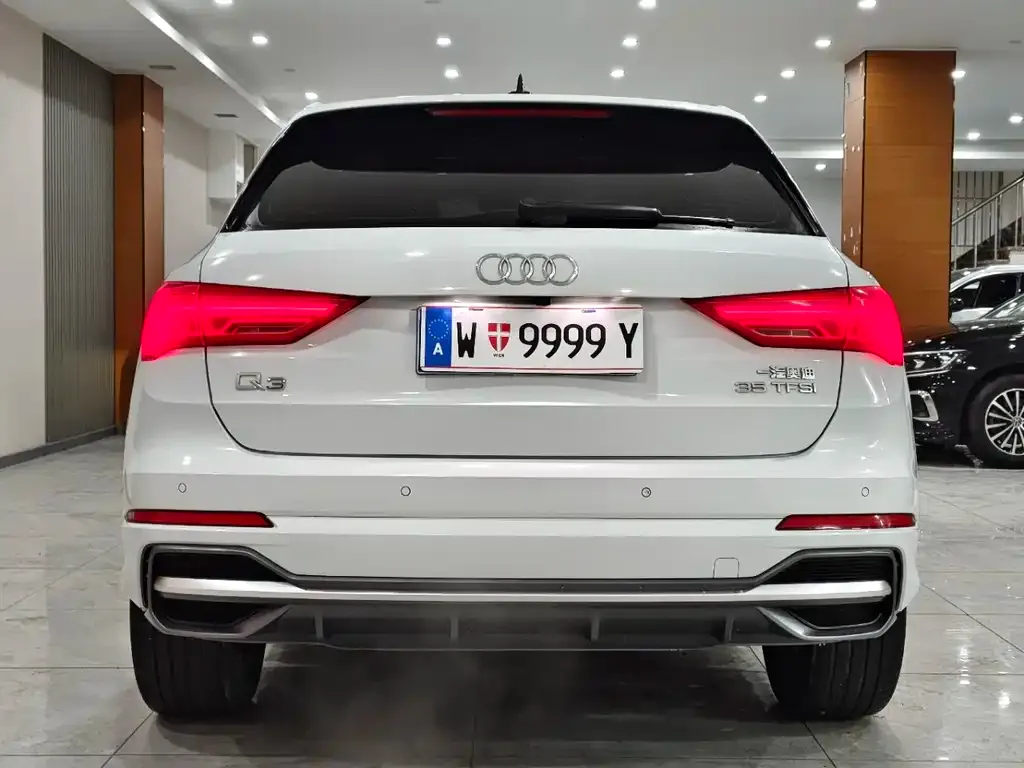 Audi Q3 2021 из CN, фото 2