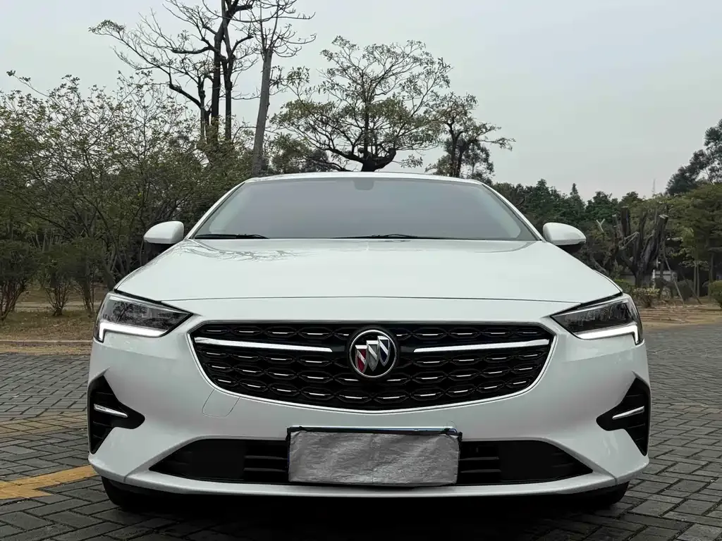 Buick Regal — фото 9