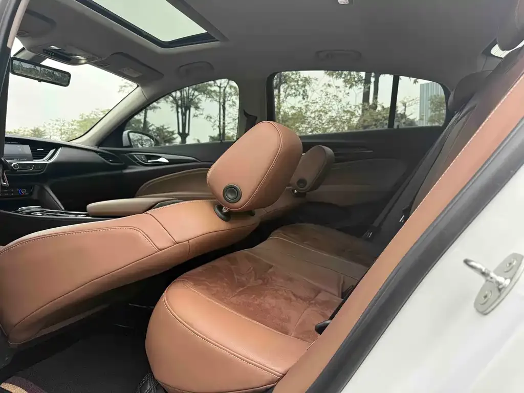 Buick Regal — фото 2