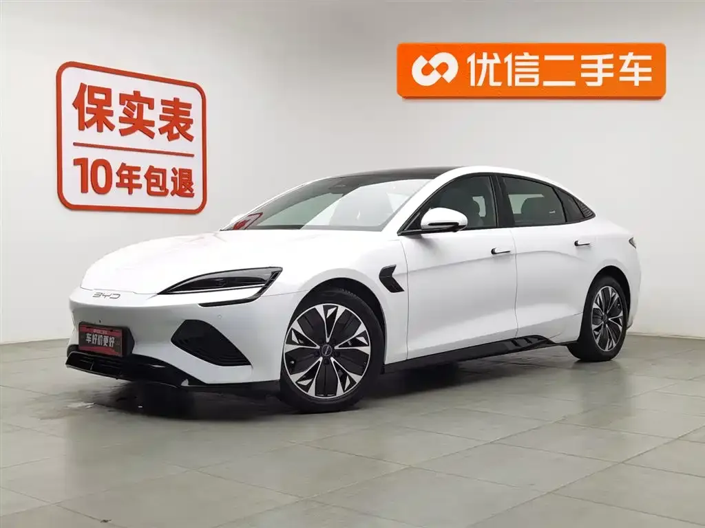 BYD Seal — фото 1
