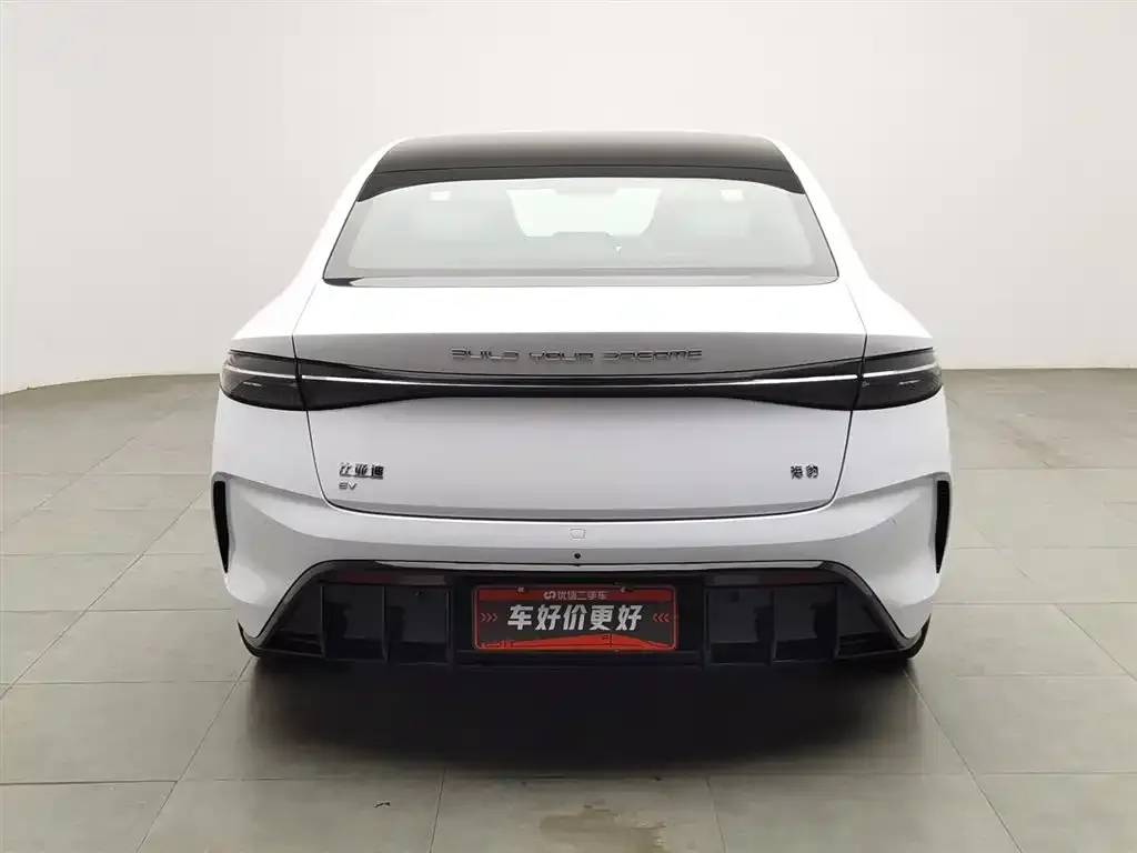 BYD Seal — фото 4