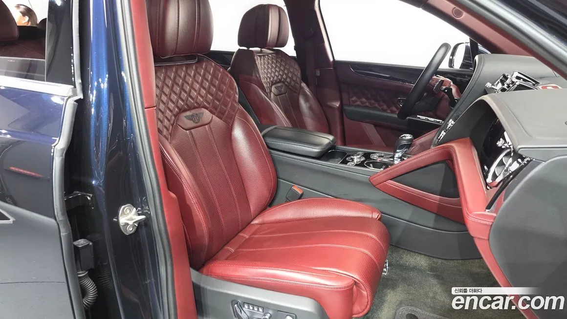 Bentley Bentayga 2022 из KR, фото 10