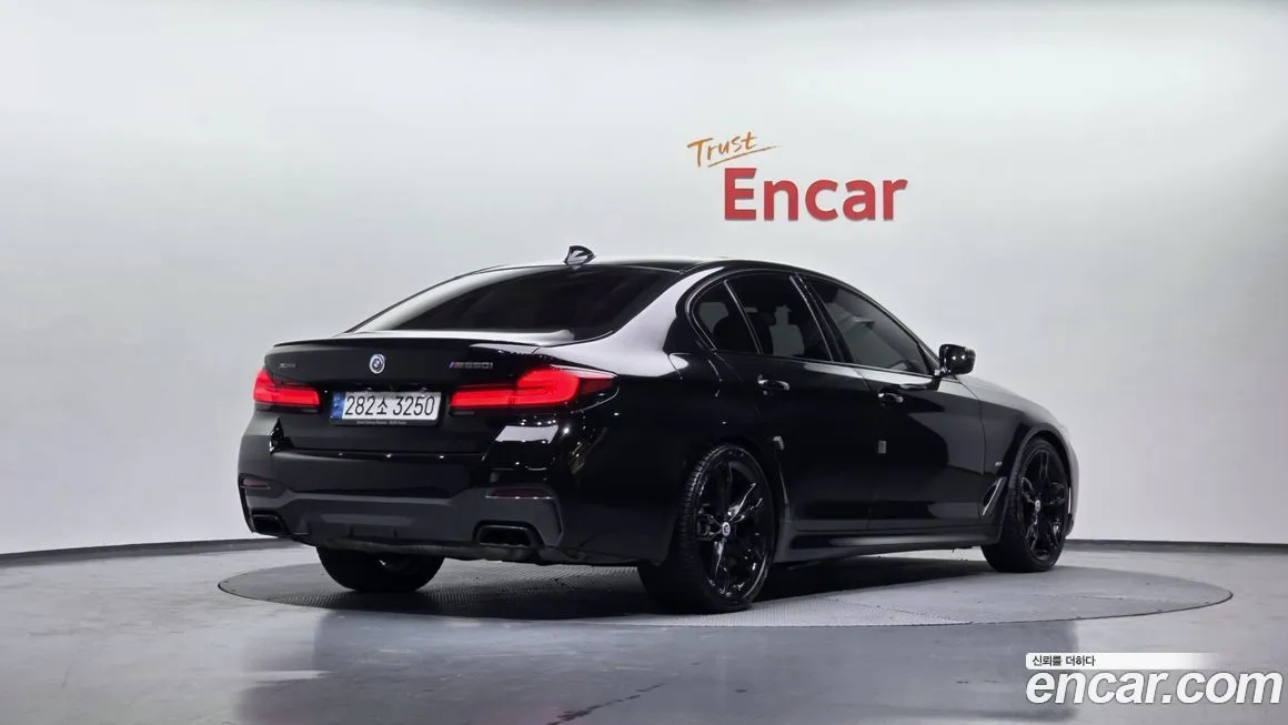 BMW 5-Series 2021 из KR, фото 10