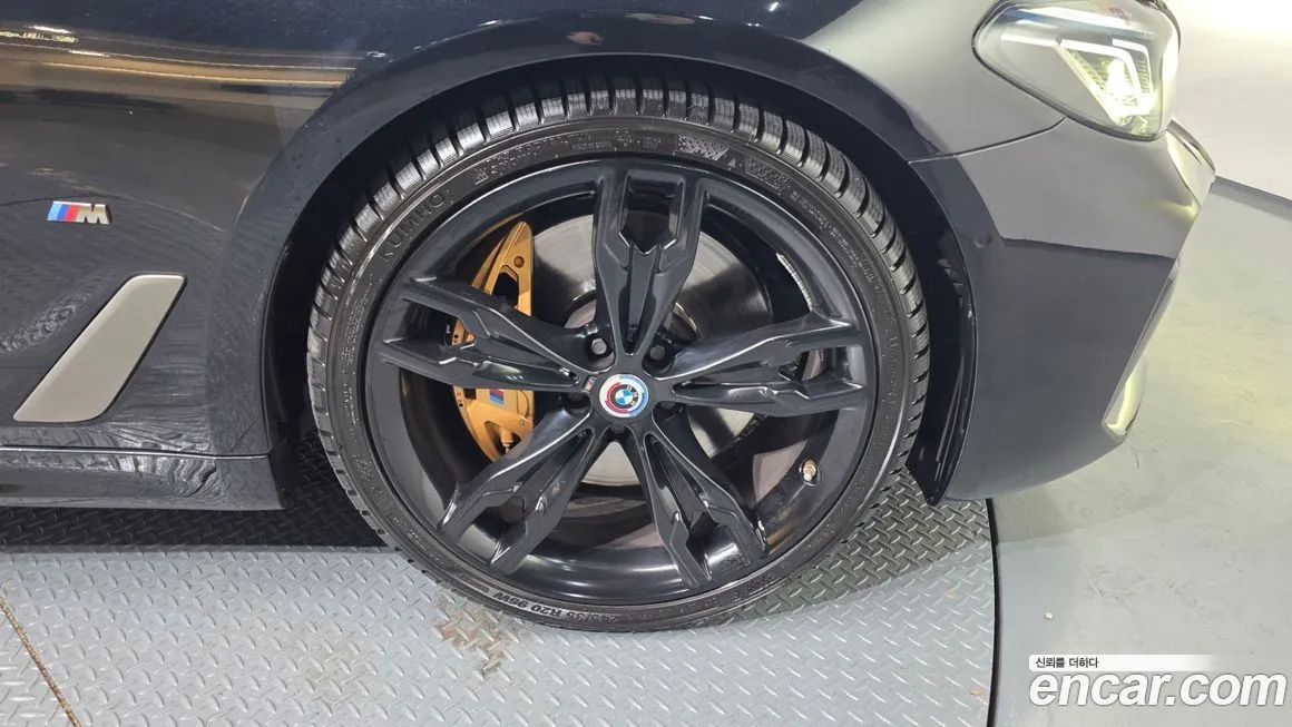 BMW 5-Series 2021 из KR, фото 7