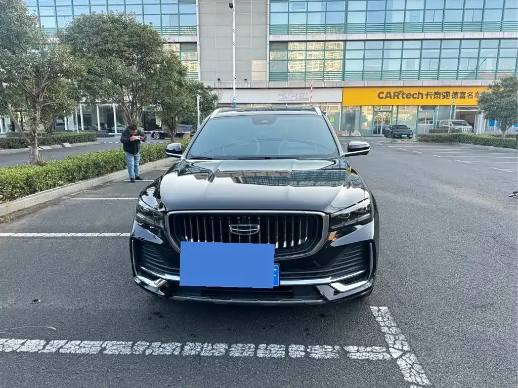 Geely Xingyue L — фото 1